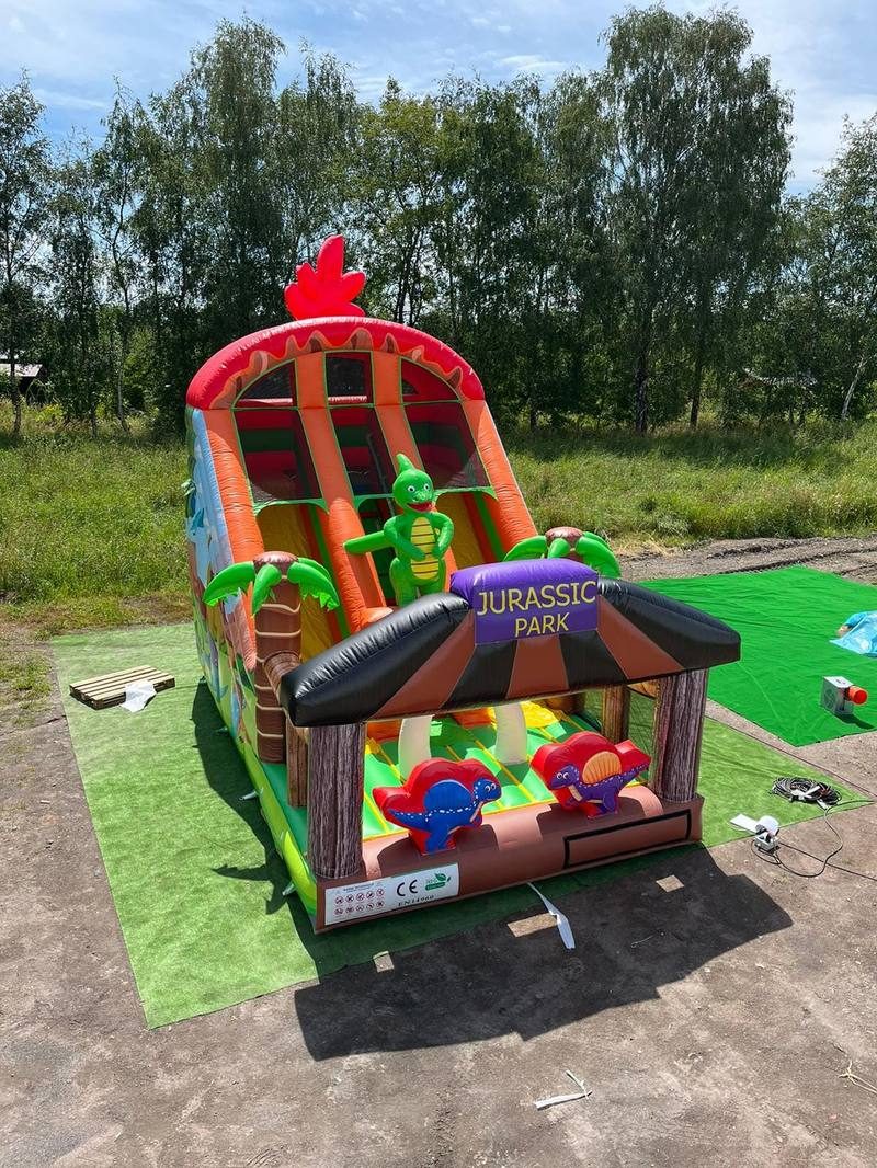 Zjeżdżalnia Dinozaury dzieci bawią się wynajem