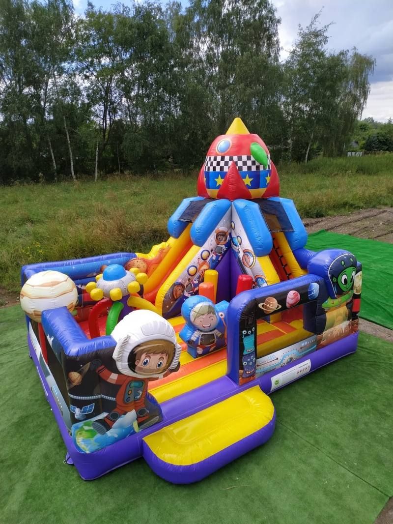 Kosmos zjeżdżalnia festyn Małopolska Myślenice